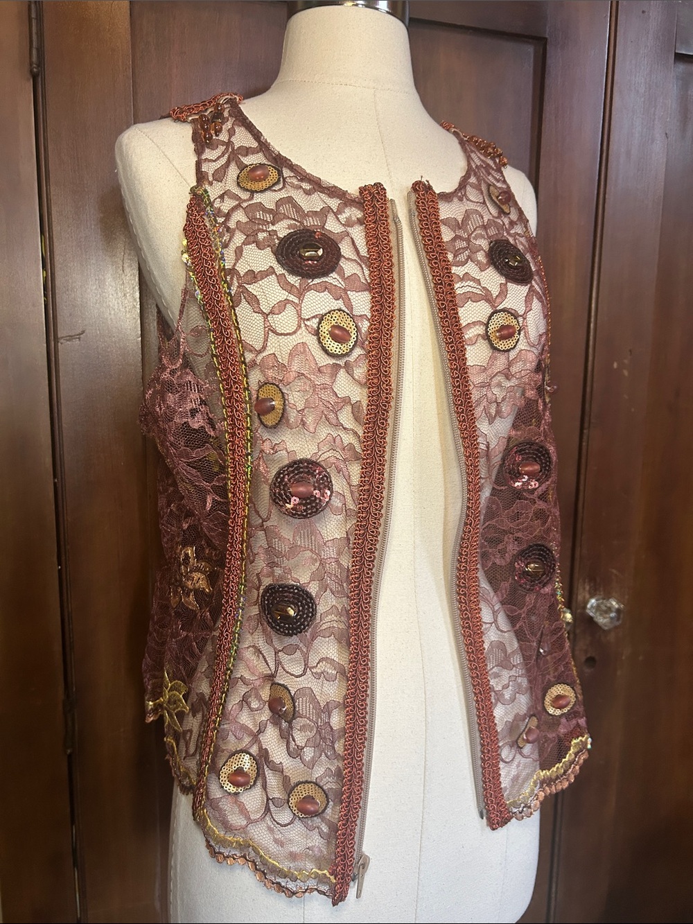 Embroidered Embellished Lace Zipper Tank M - Picture 9 of 10